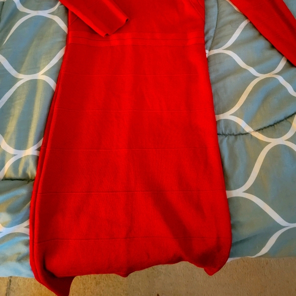 BNWT Kim Kardashian Red 3/4 Sleeve Dress-Small - Picture 6 of 6